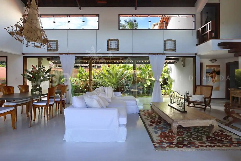 Casa Flor - Elegância e conforto pertinho da praia